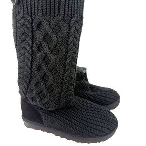 UGG  Classic Cardi Cabled Knit Women's Boot Black Size 8